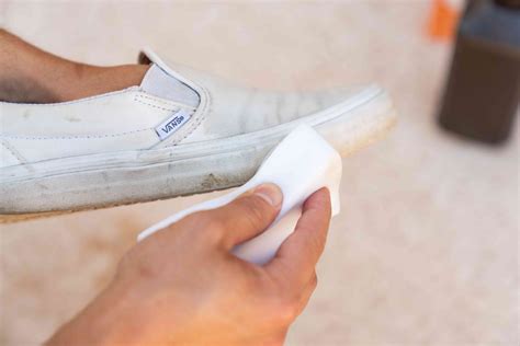 how to wash white vans.